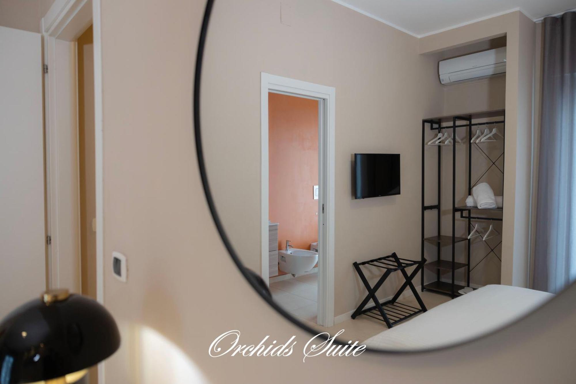Orchids Suite Bari Ngoại thất bức ảnh