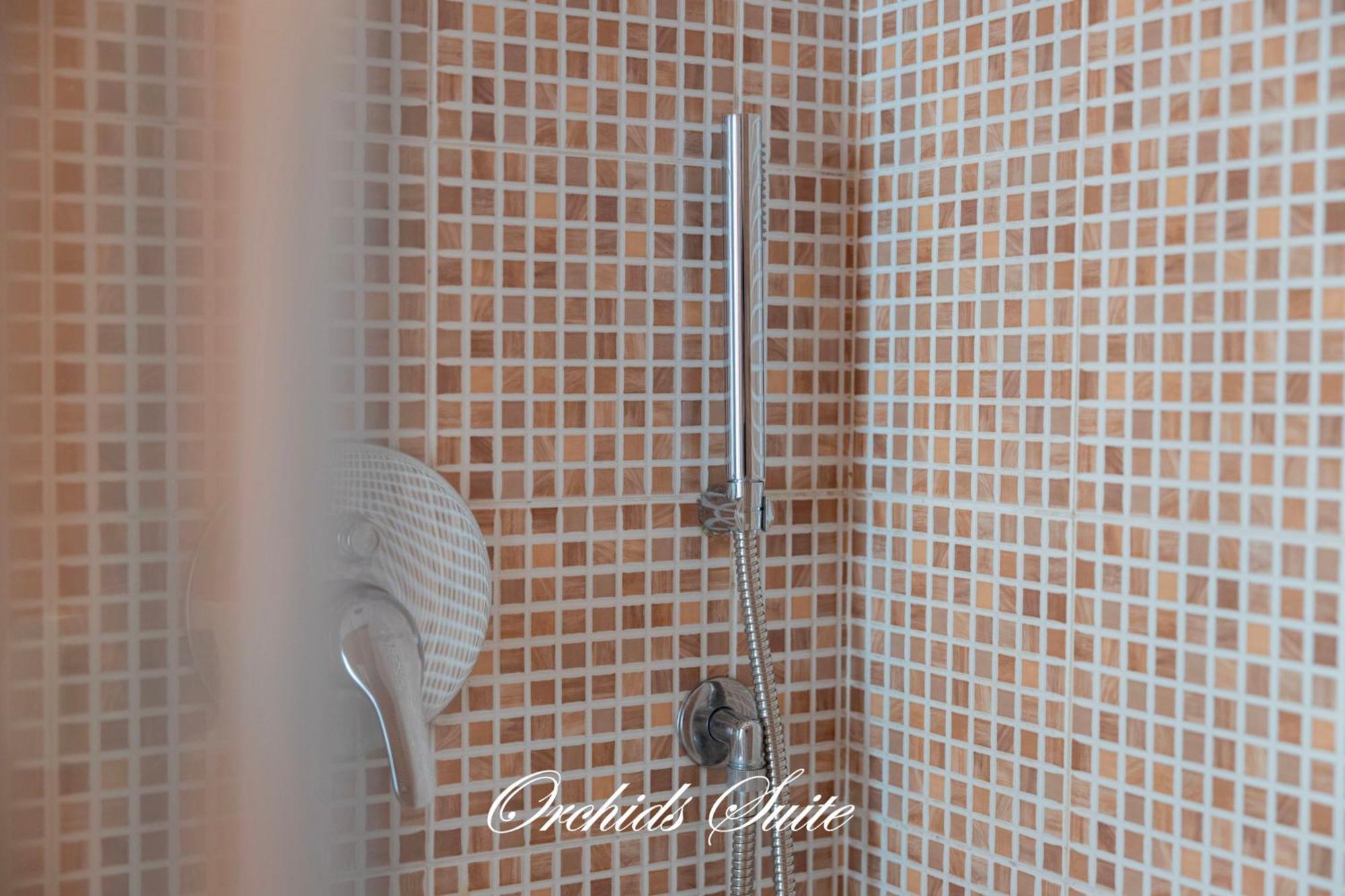 Orchids Suite Bari Ngoại thất bức ảnh